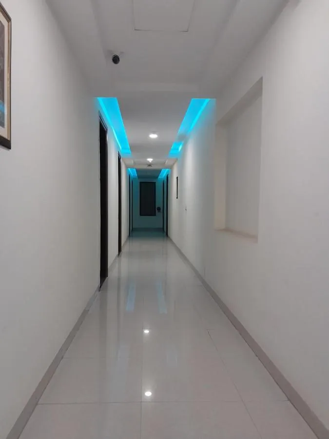 Hotel The Luxem - Behind Ibis Hotel Gurugram Gurgaon