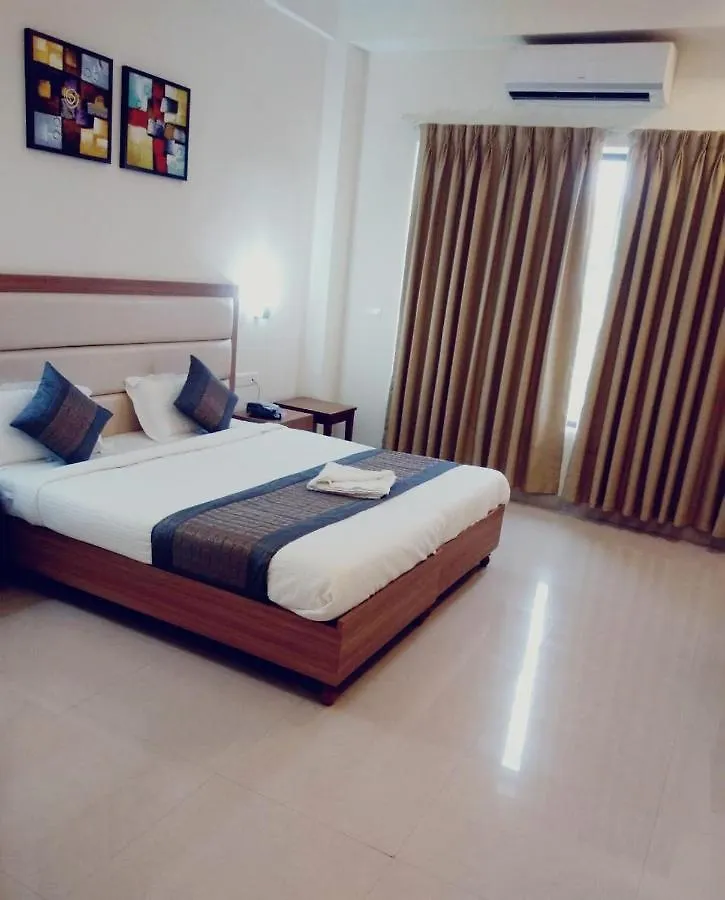 Hotel The Luxem - Behind Ibis Hotel Gurugram Gurgaon