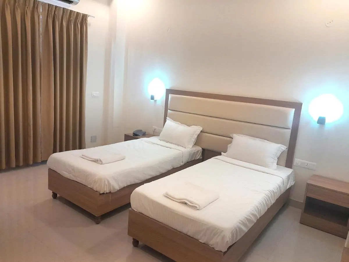 Hotel The Luxem - Behind Ibis Hotel Gurugram Gurgaon