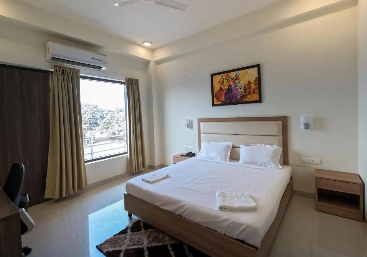 ***  Hotel The Luxem - Behind Ibis Hotel Gurugram Gurgaon India
