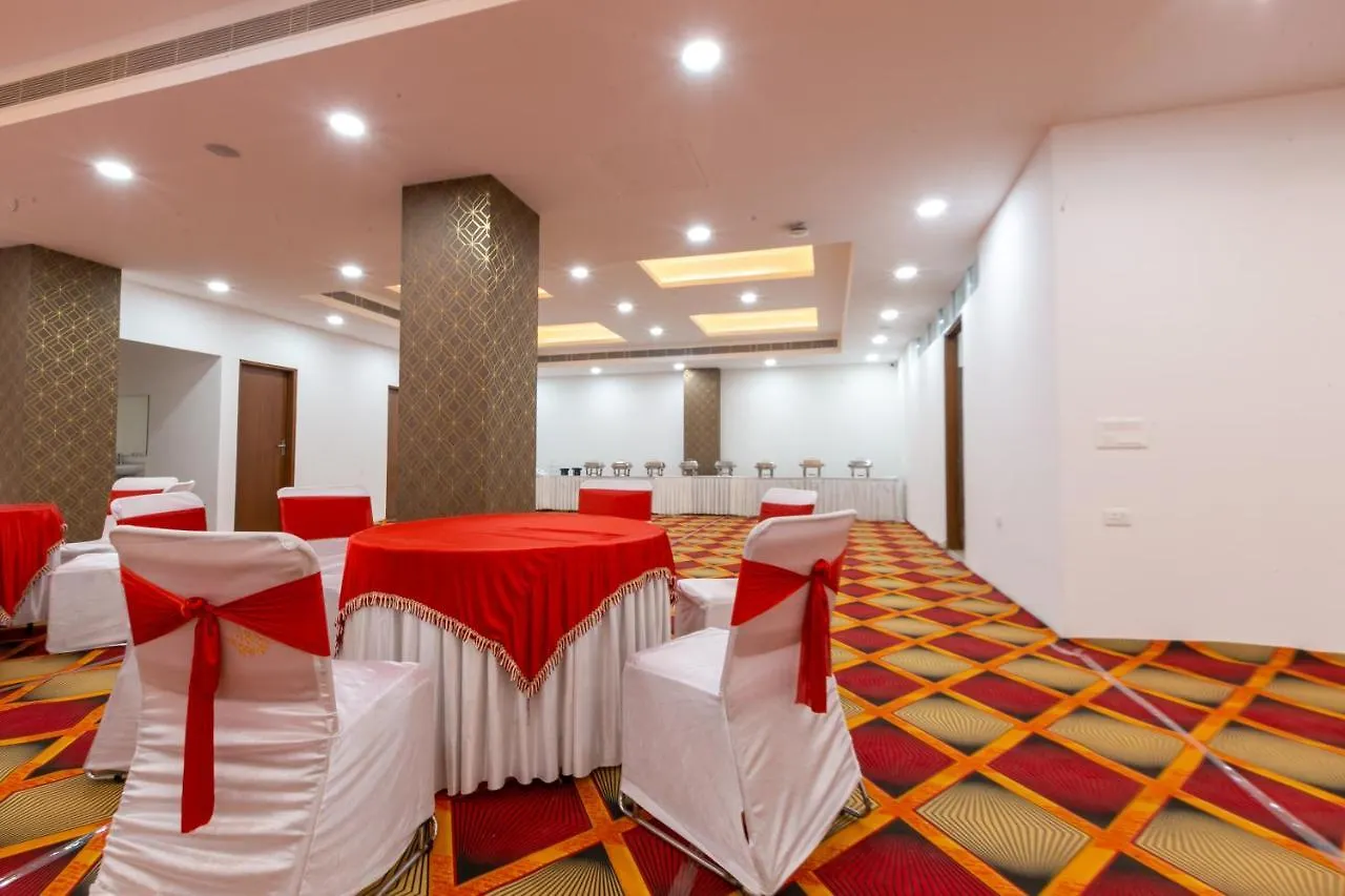 ***  Hotel The Luxem - Behind Ibis Hotel Gurugram Gurgaon India